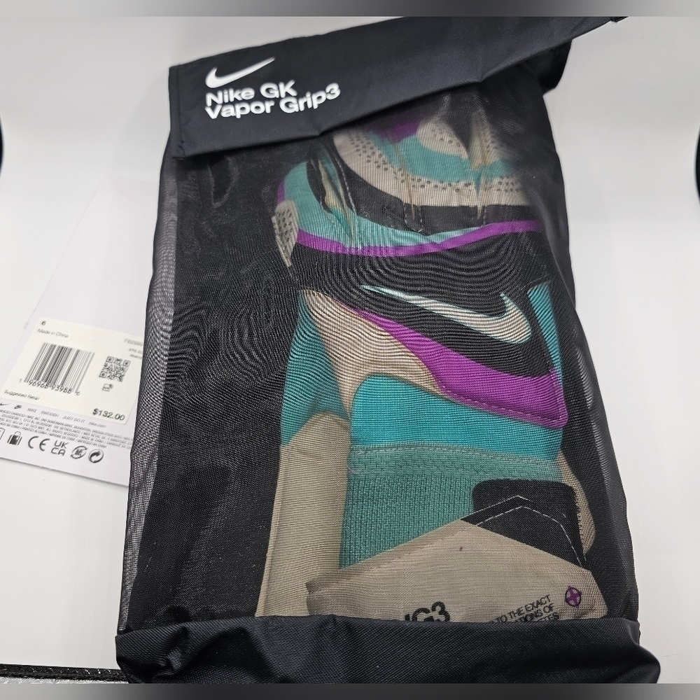 Nike GK Vapor Grip3 ACC Soccer Goalkeeper Gloves Size 6